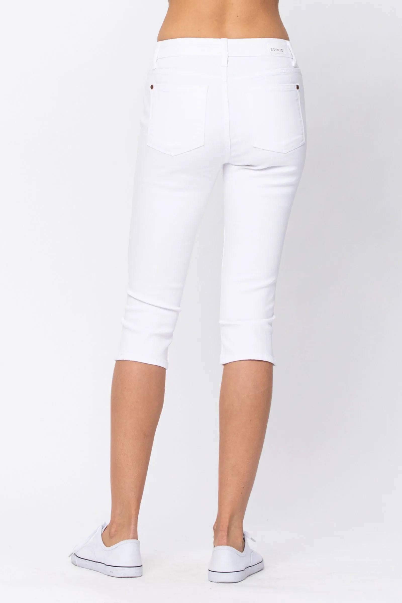 1, 3 & 5 ONLY Judy Blue: White Capri Denim