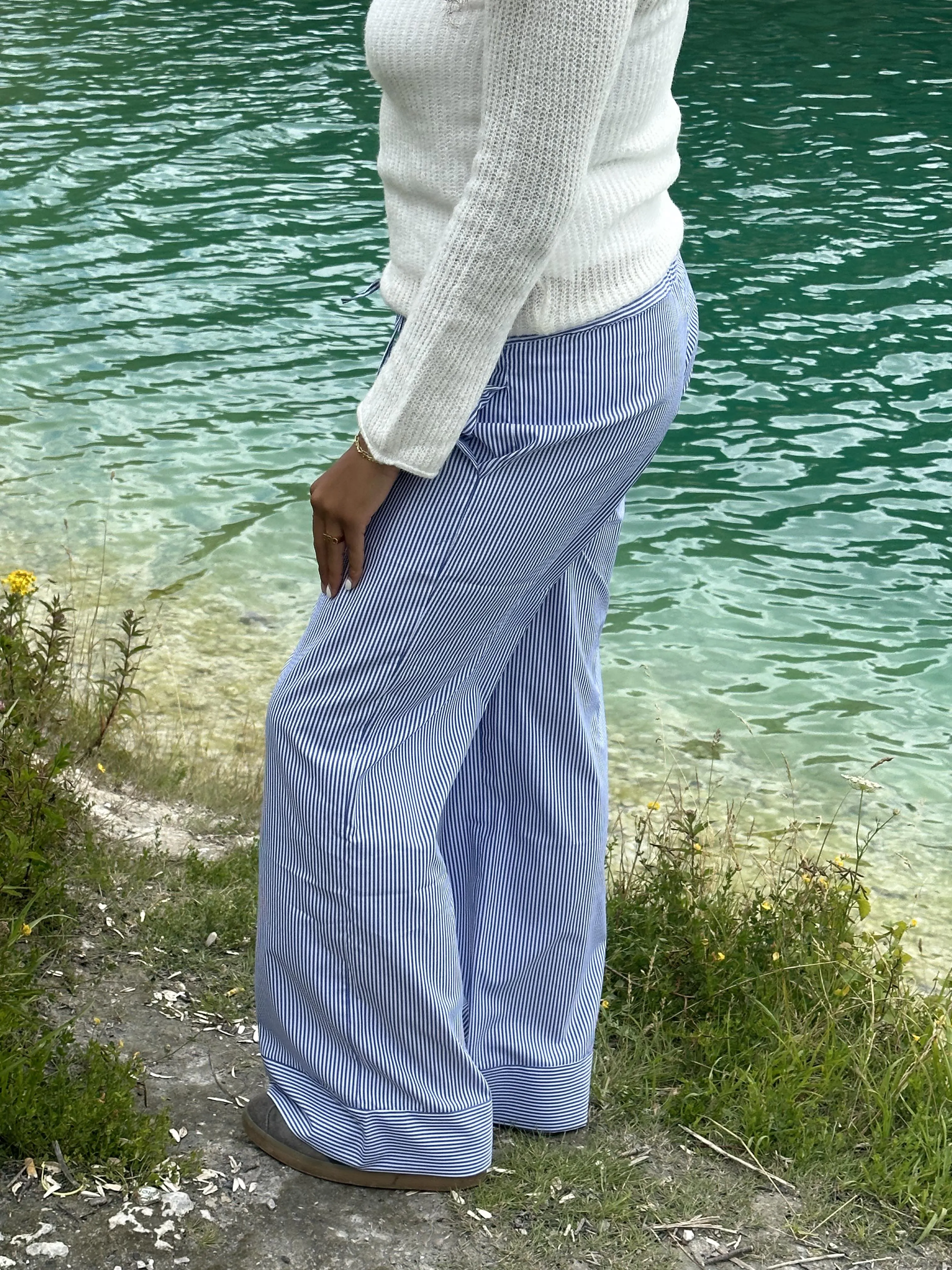 Adina low-waist pants with stripes - Blue