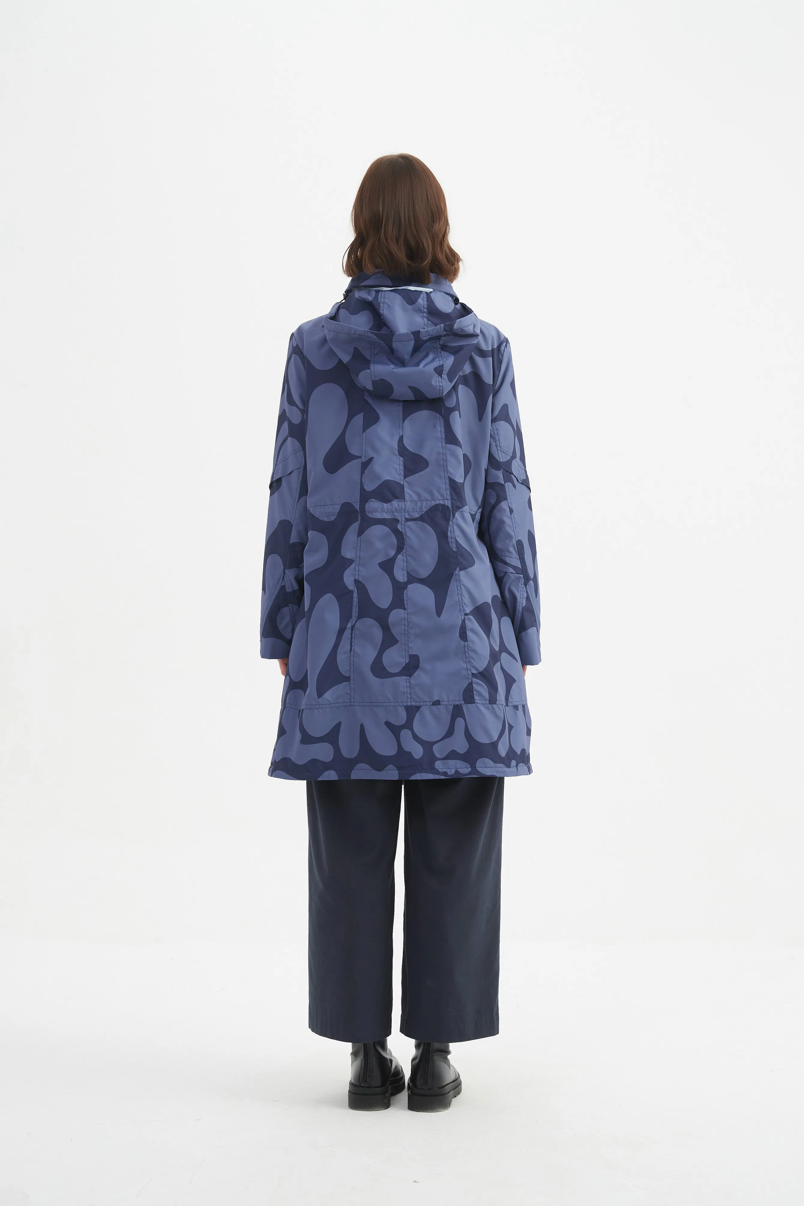 ADJUSTABLE WAIST PRINT PARKA