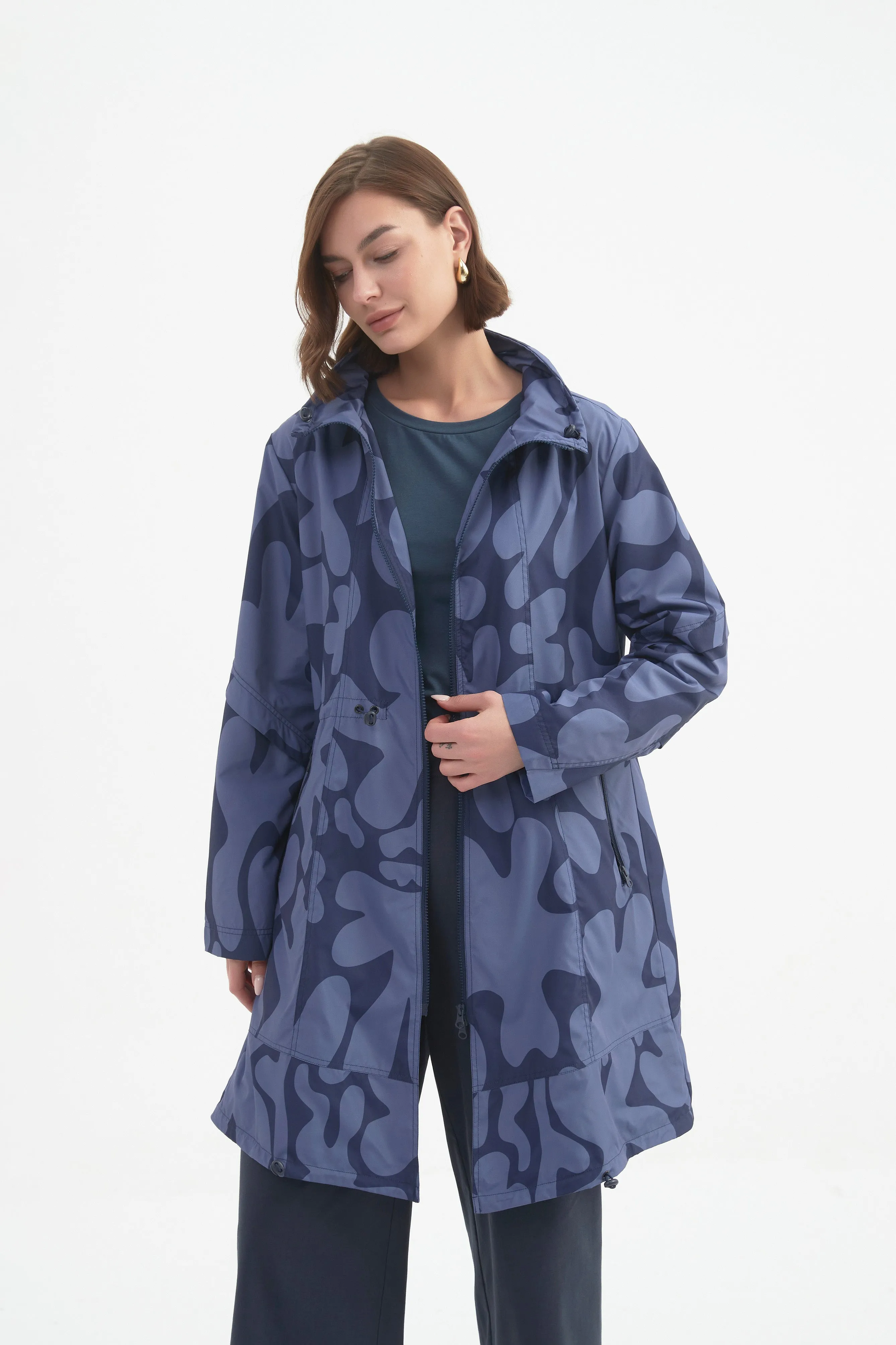 ADJUSTABLE WAIST PRINT PARKA