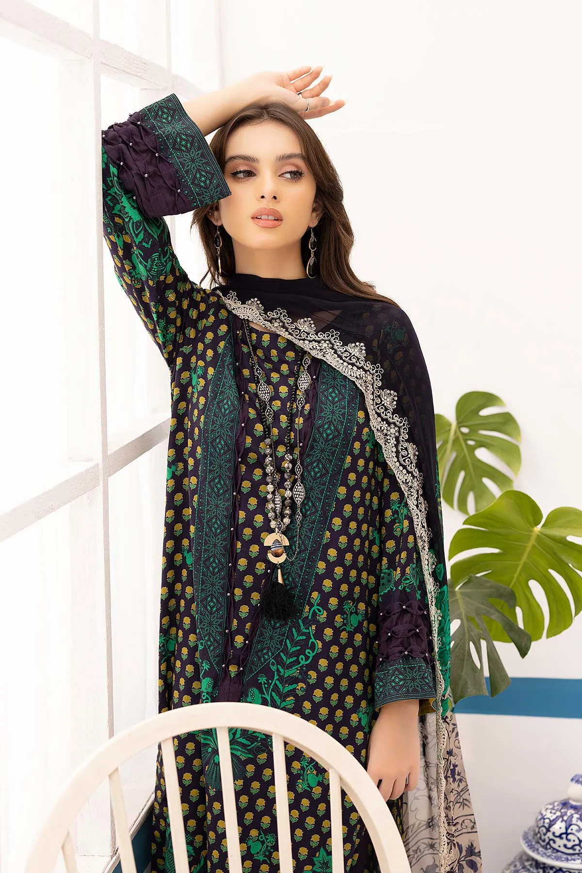 Charizma Print Melody Fall/Winter · Printed Marina Suit With Embroidered Dupatta – PEW22-10