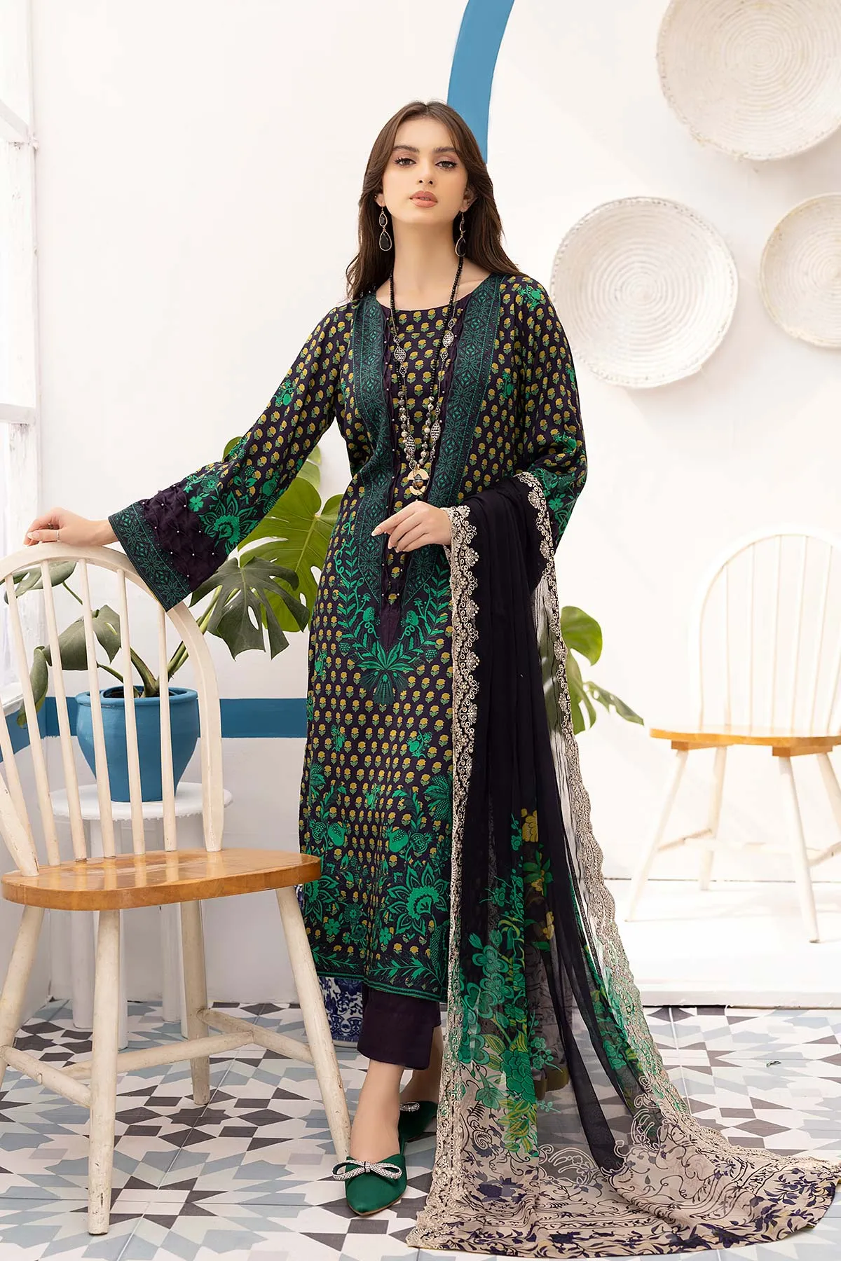 Charizma Print Melody Fall/Winter · Printed Marina Suit With Embroidered Dupatta – PEW22-10