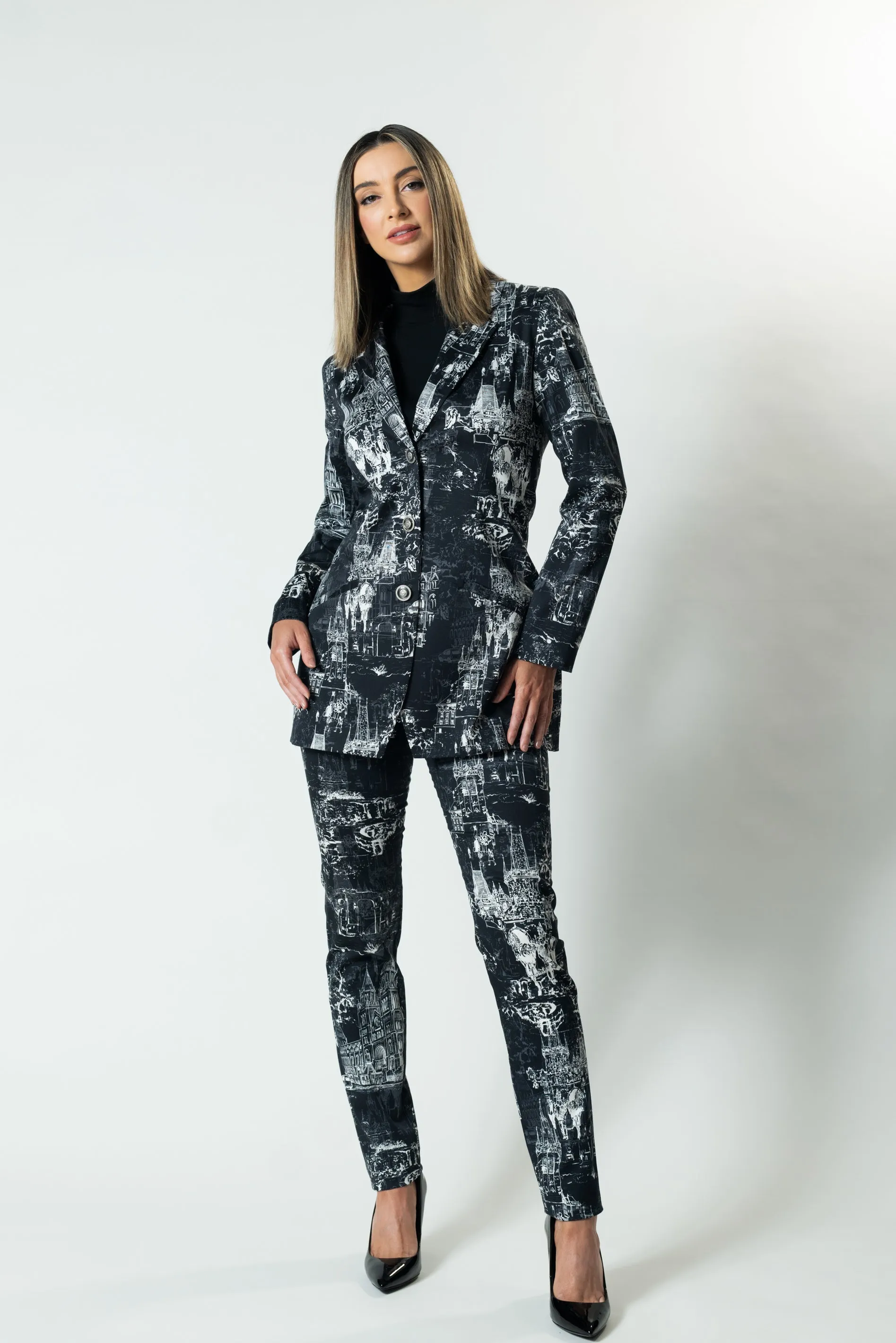 CITYSCAPE Classic Long-Line Blazer