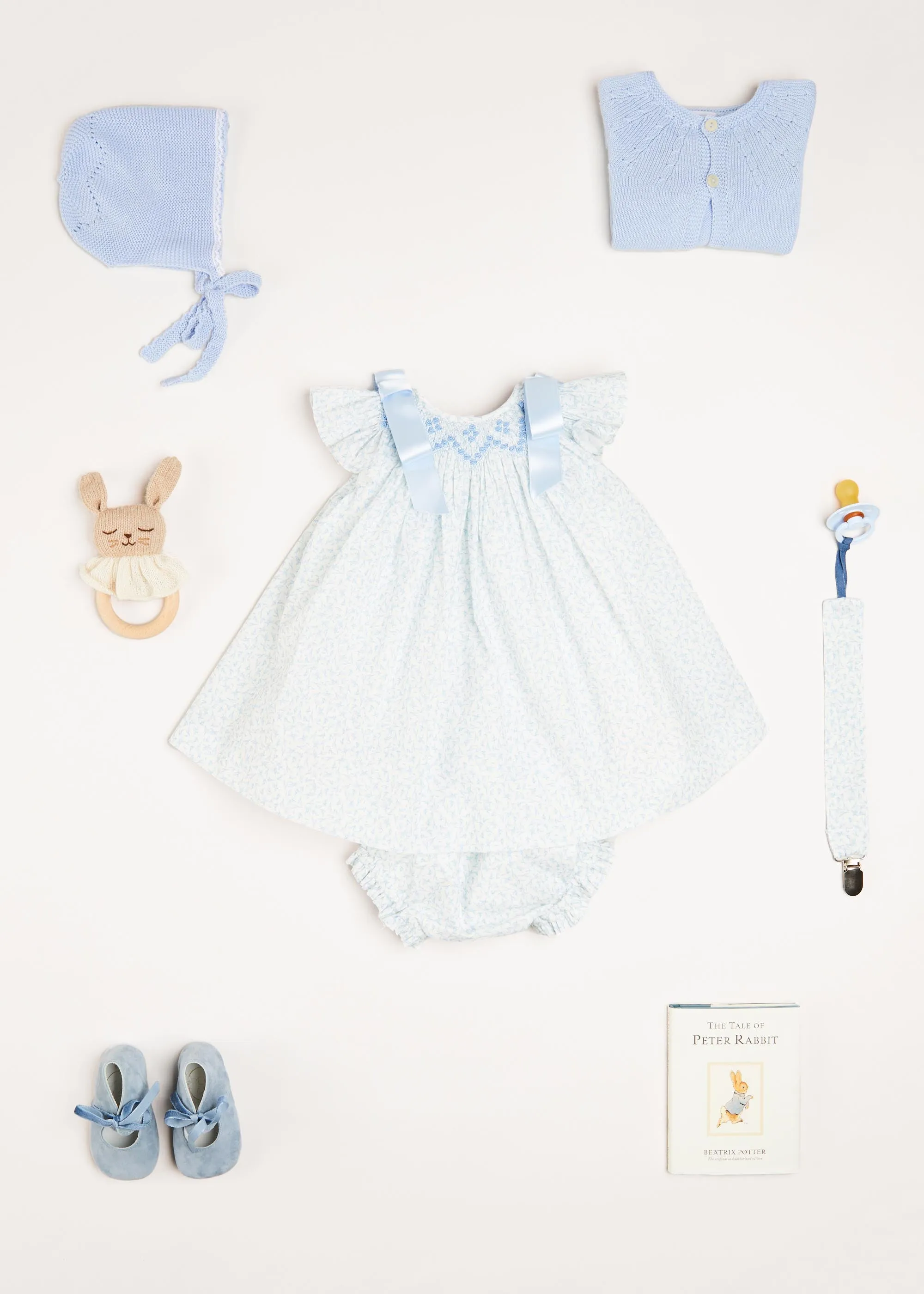 Elsie Floral Print Handsmocked Sleeveless Dress in Blue (1-6mths)