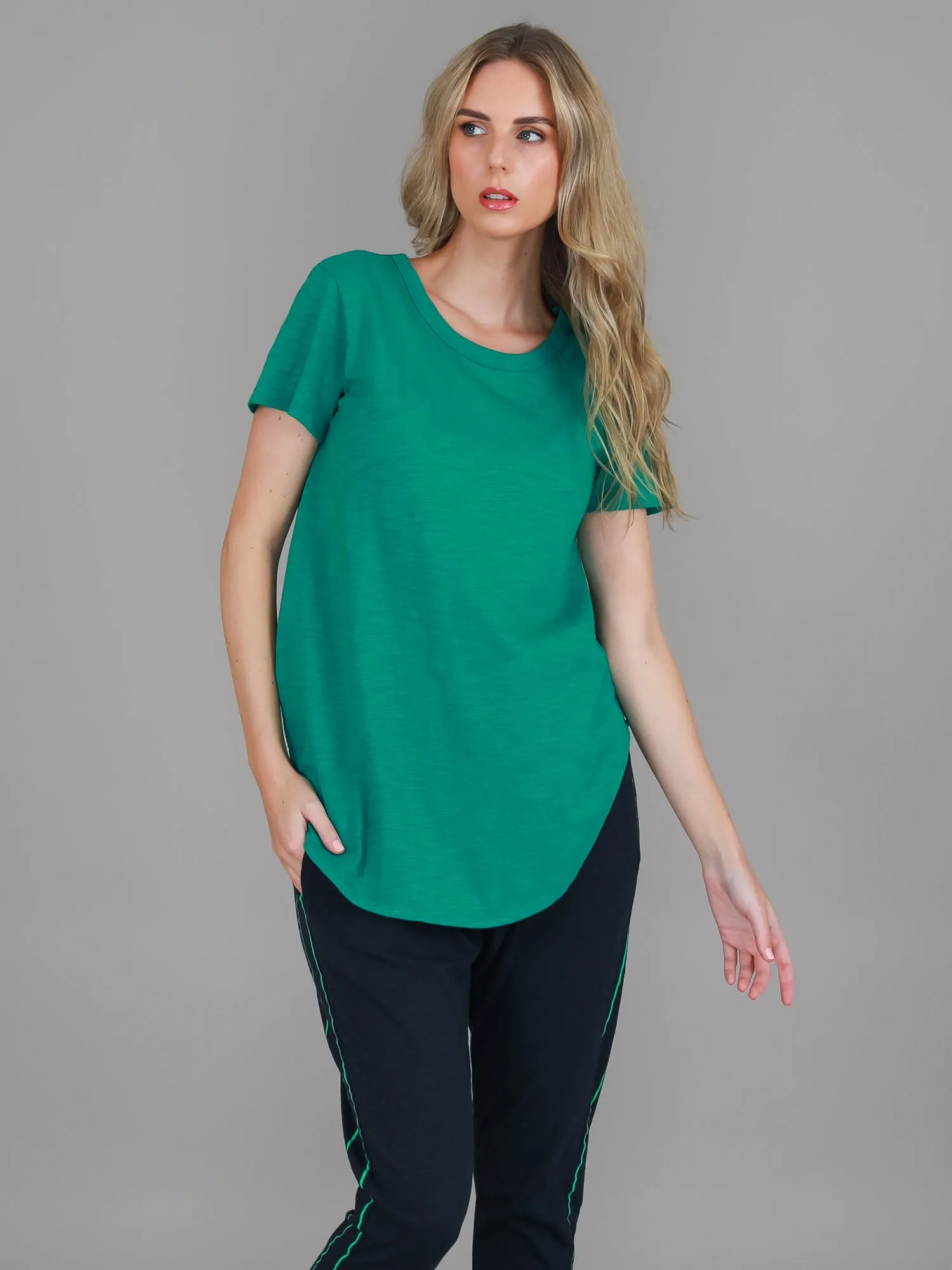Elwood Curved Hem T Shirt