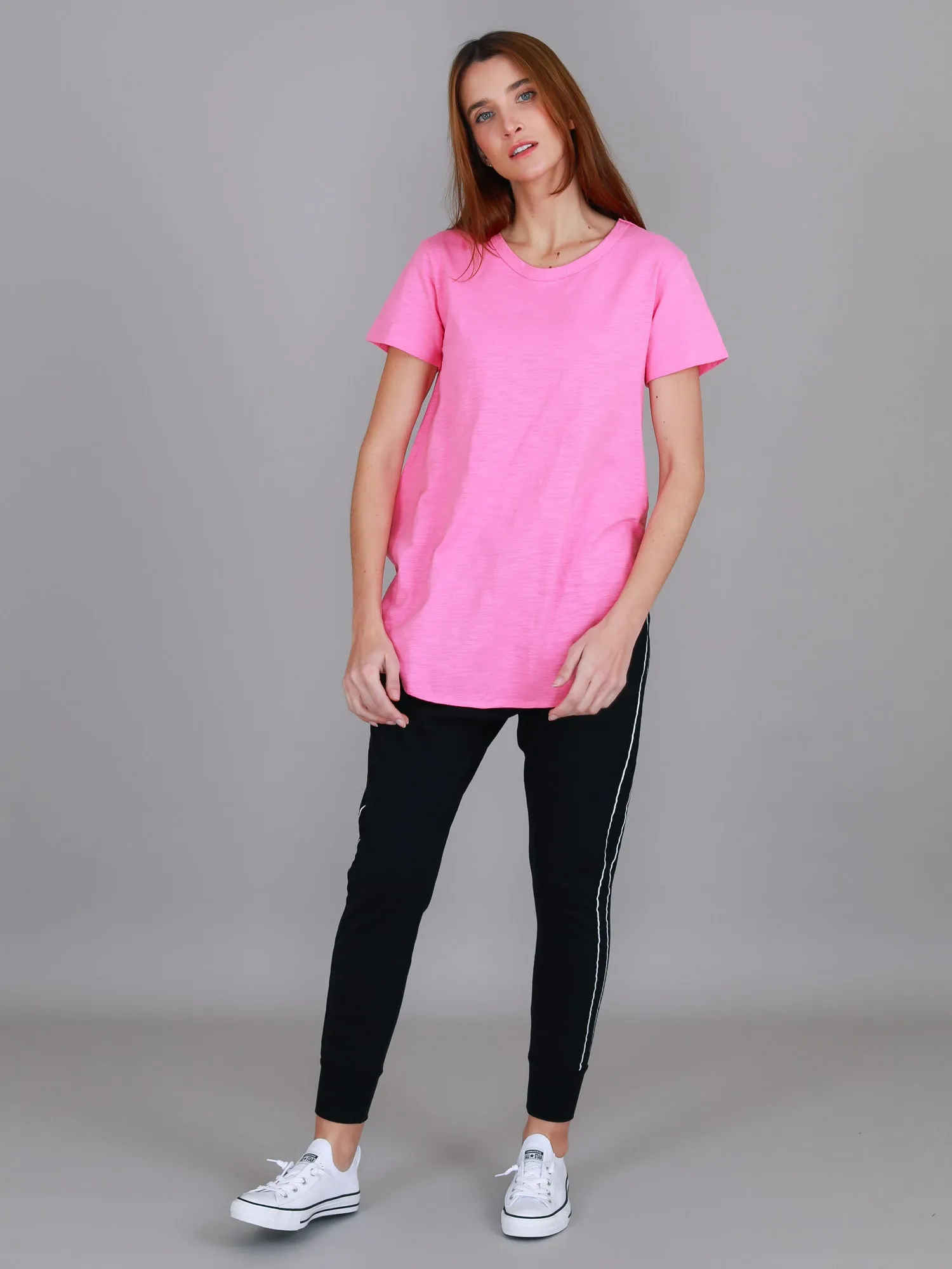 Elwood Curved Hem T Shirt