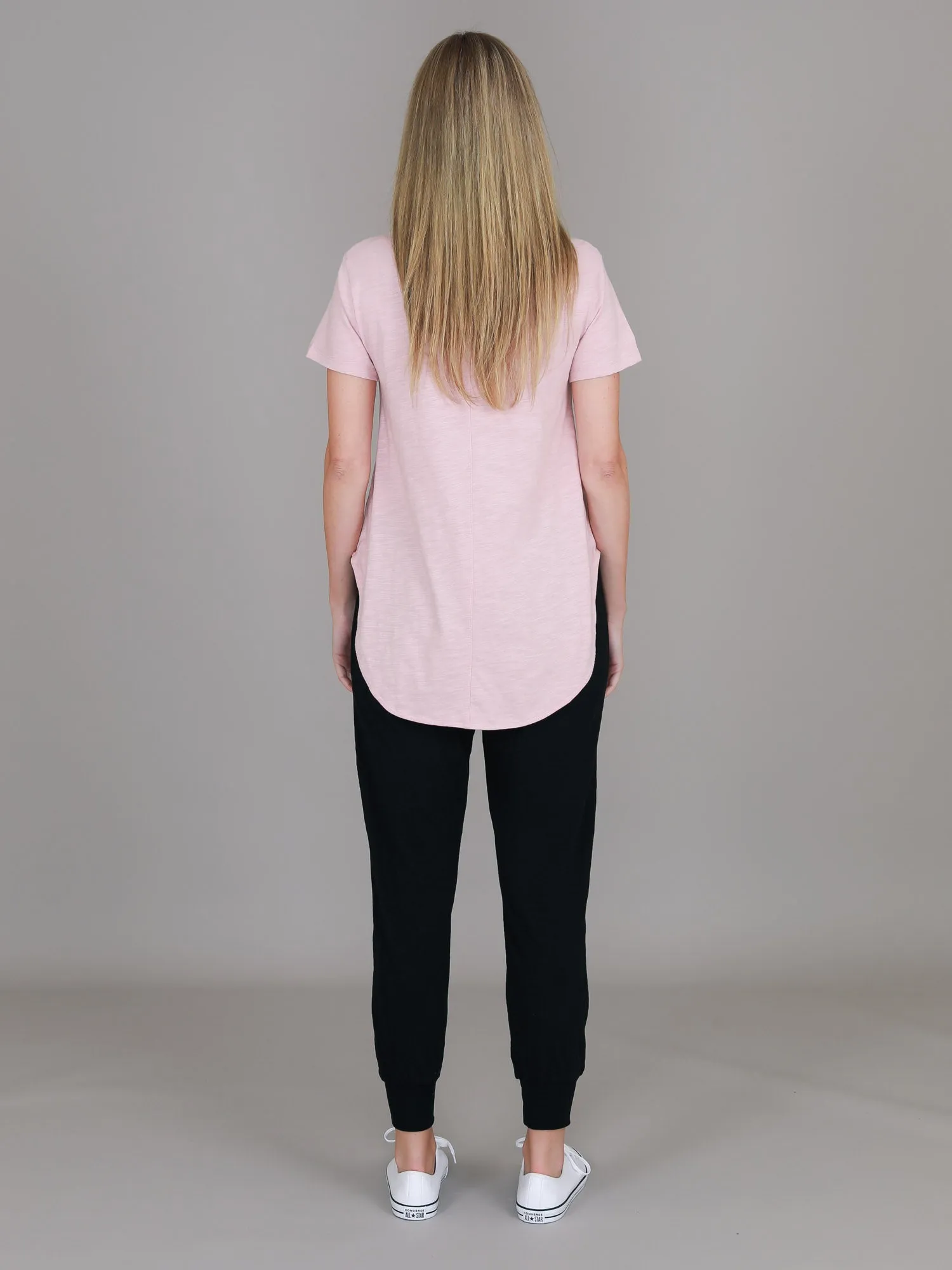 Elwood Curved Hem T Shirt