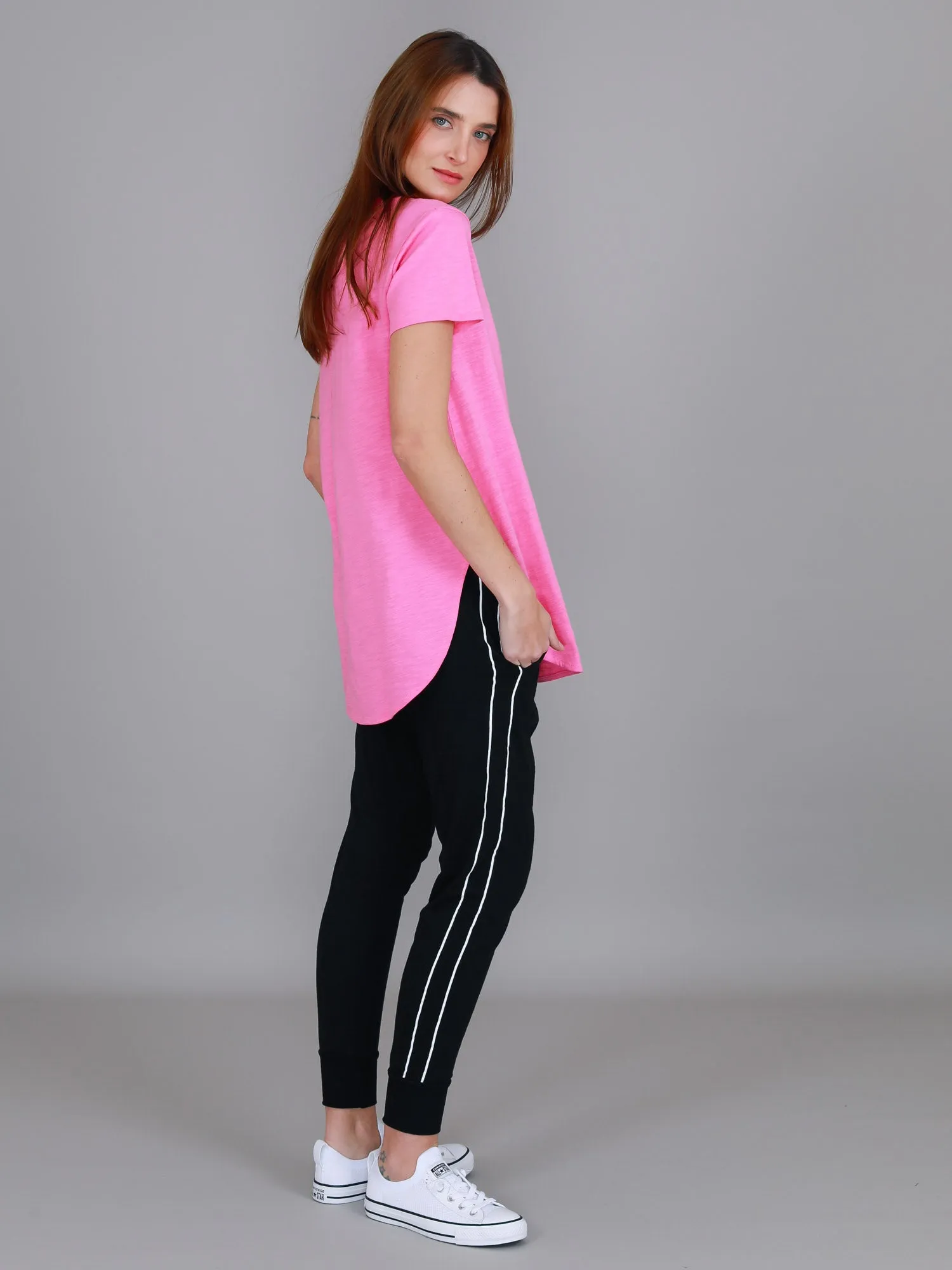 Elwood Curved Hem T Shirt