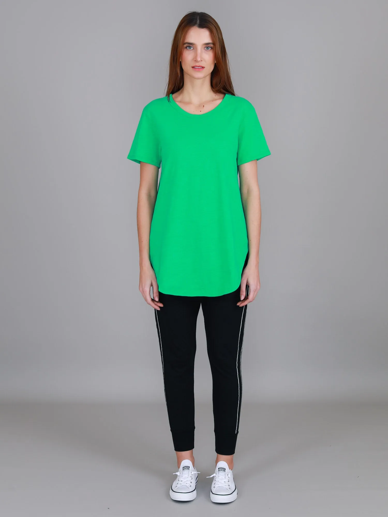 Elwood Curved Hem T Shirt