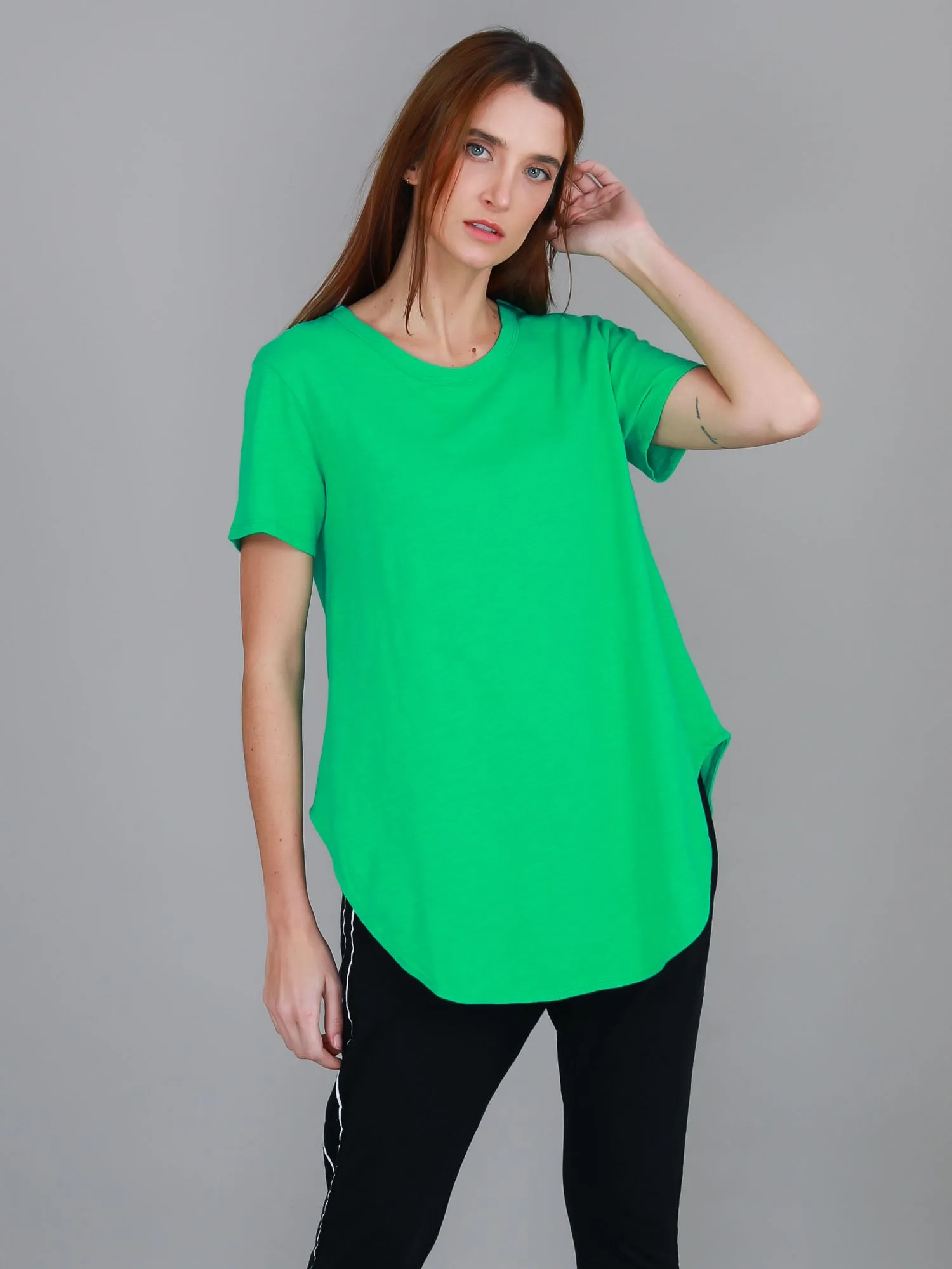 Elwood Curved Hem T Shirt