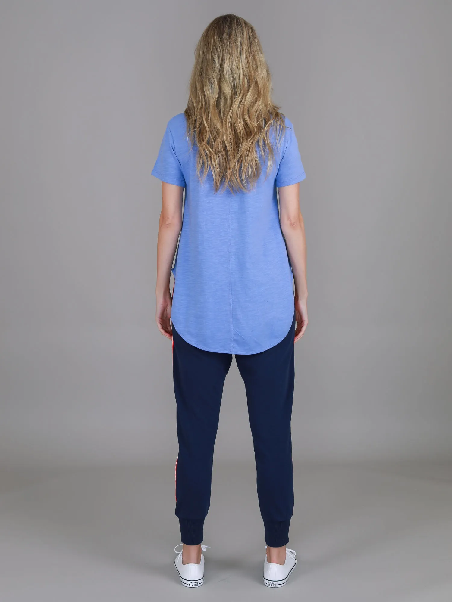 Elwood Curved Hem T Shirt