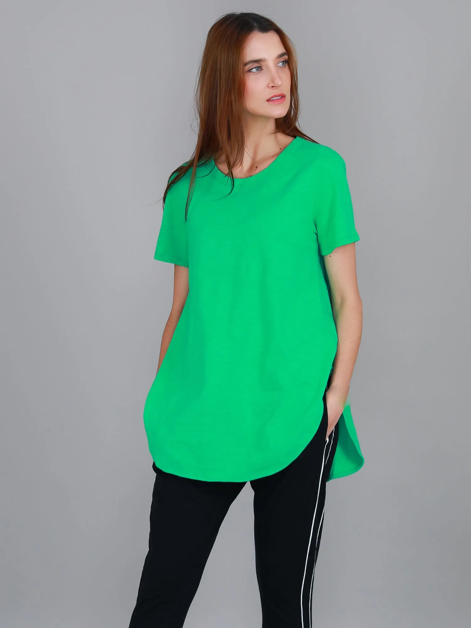 Elwood Curved Hem T Shirt