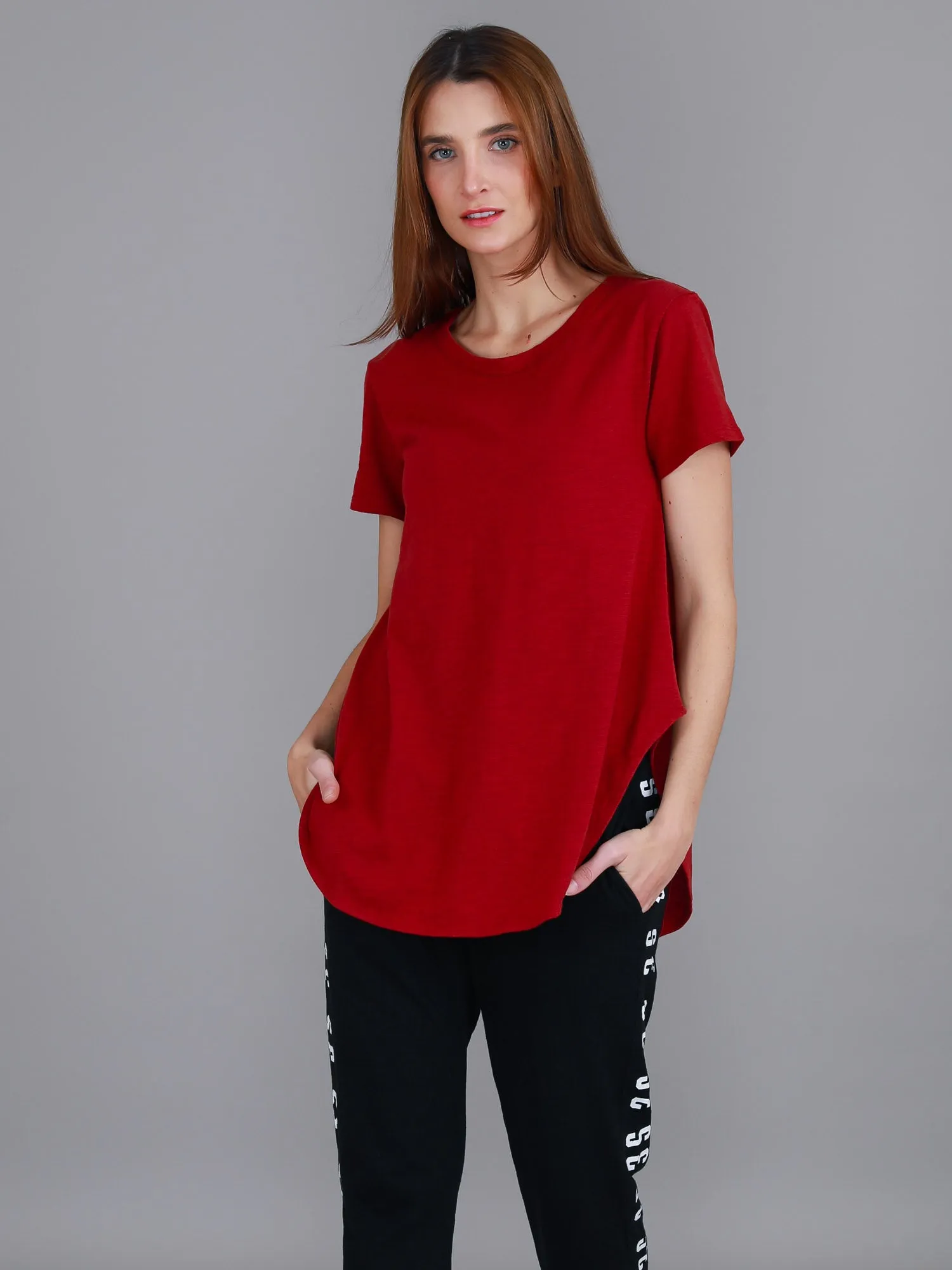 Elwood Curved Hem T Shirt