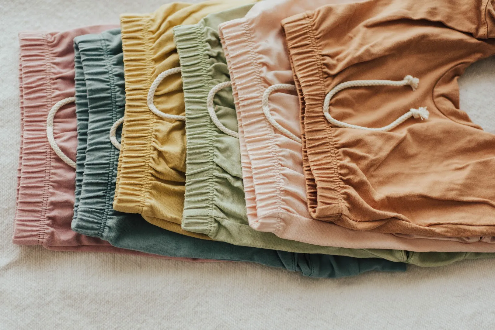Joggers in Pale Blush