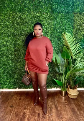 KEEPIN IT CUTE SWEATSHIRT DRESS (Rust)