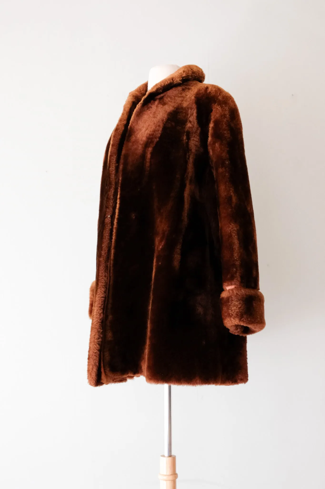 Luxurious 1940's Cinnamon Brown Mouton Fur Swing Coat / Sz M
