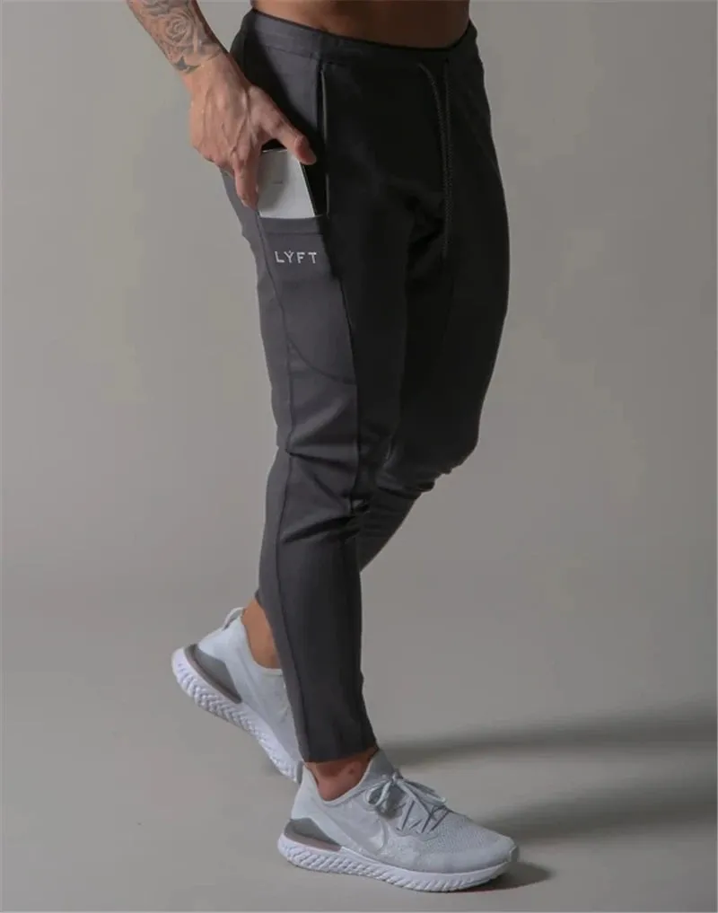 LYFT Men's pantaloon pants with cell phone holder for training